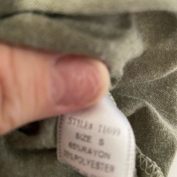 Taj‎ Moi grey green tank w hand women's size small - Picture 3 of 3